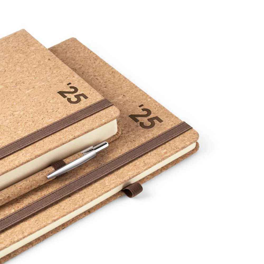 Agenda diária em cortiça personalizada para brindes corporativos
