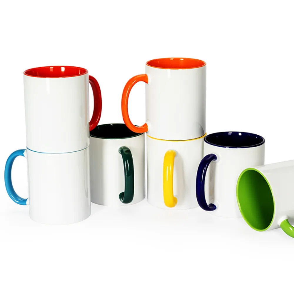 Caneca de cerâmica personalizada para brindes corporativos