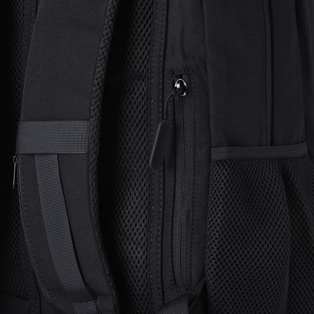 Mochila de Poliéster USB 28 Litros para Brindes