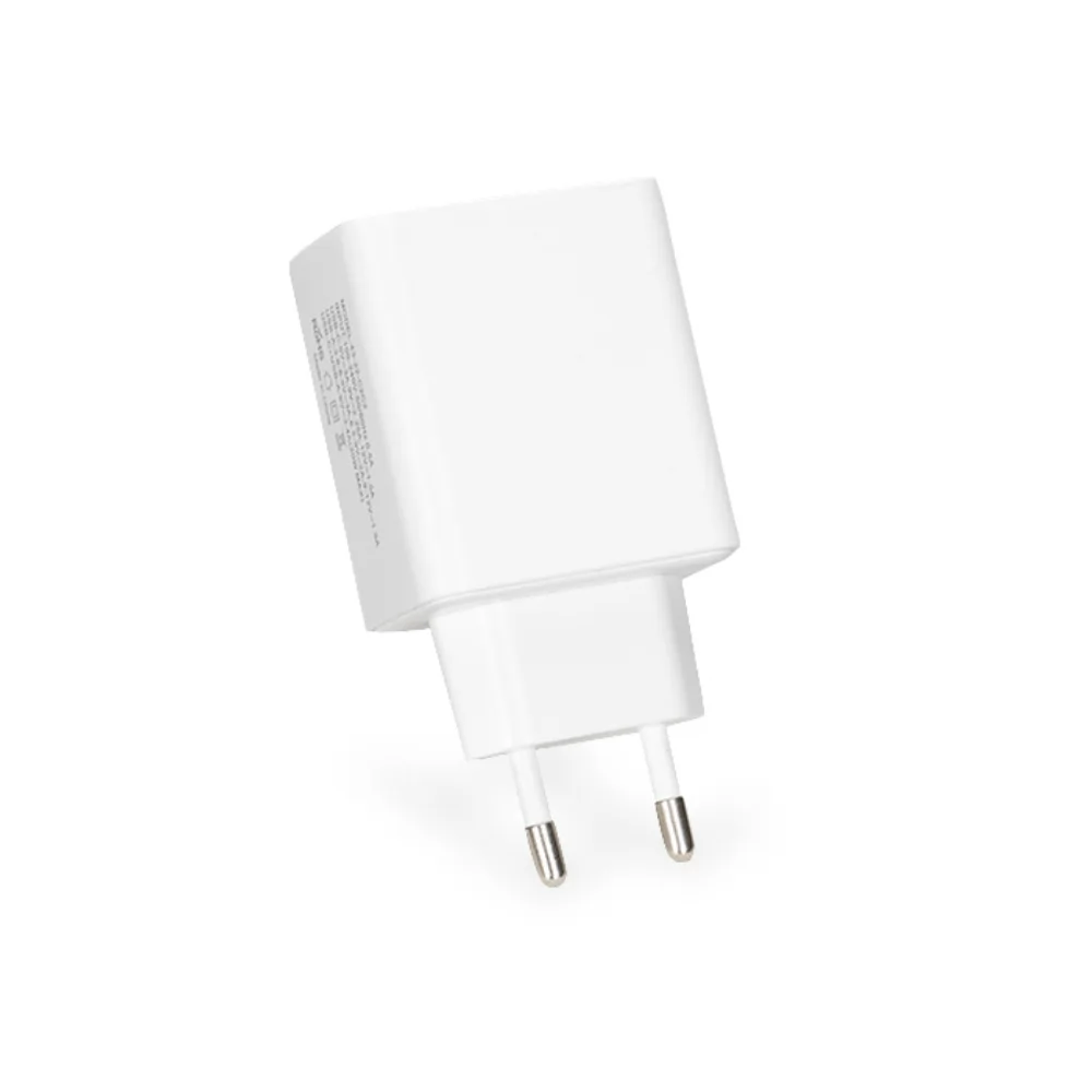 Tomada Carregador e Adaptador Brindes